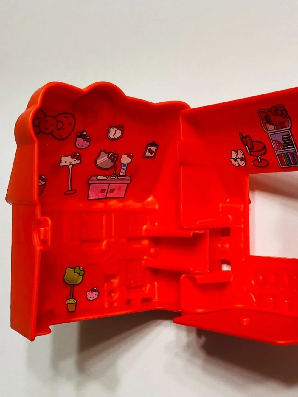 McDonald's Happy Meal Hello Kitty House, 2016